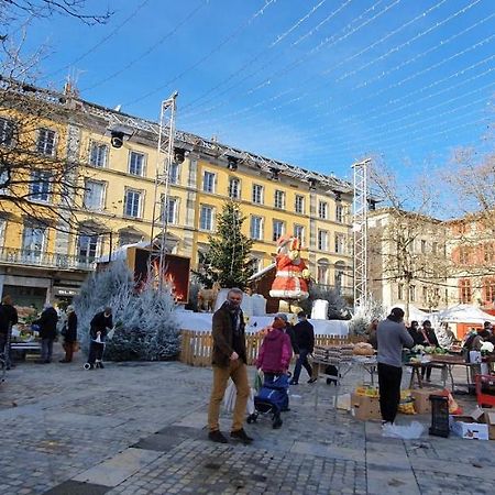Studio très spacieux avec cour, en plein cœur de ville ! Carcassonne Esterno foto
