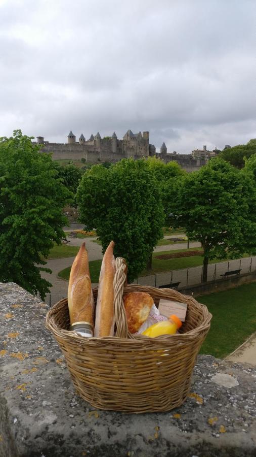Studio très spacieux avec cour, en plein cœur de ville ! Carcassonne Esterno foto